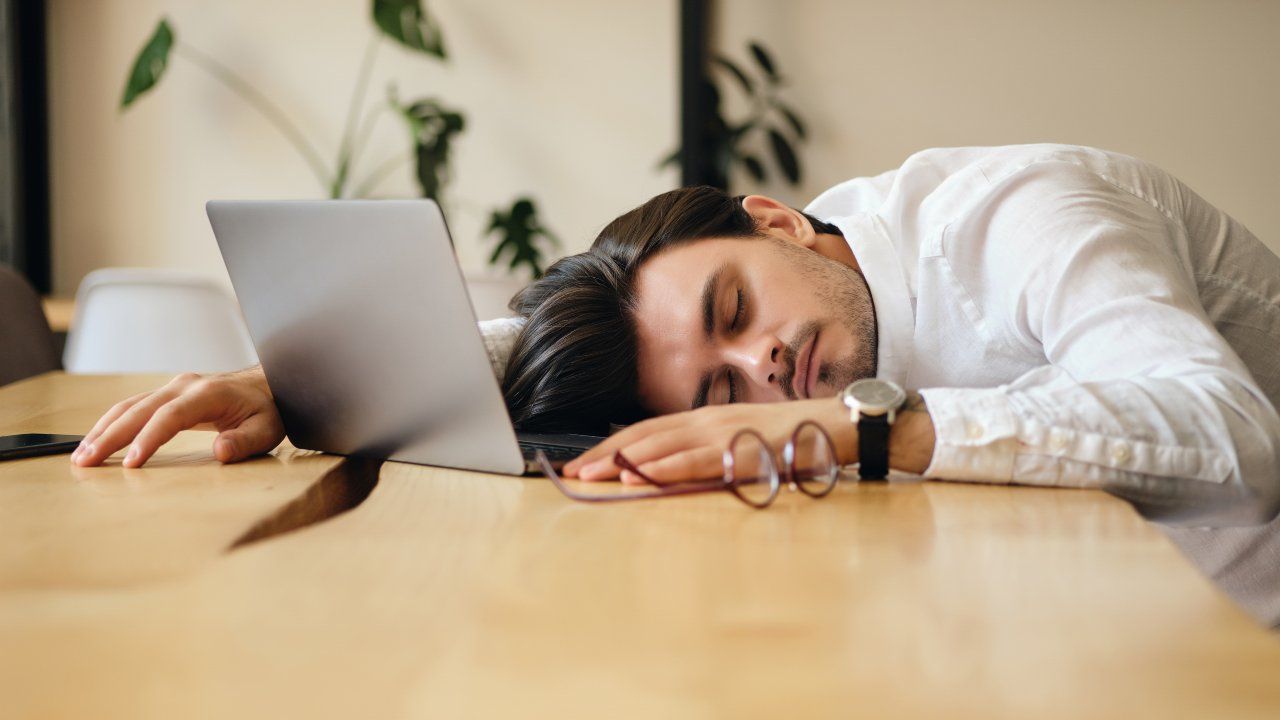 Sonno al lavoro consigli