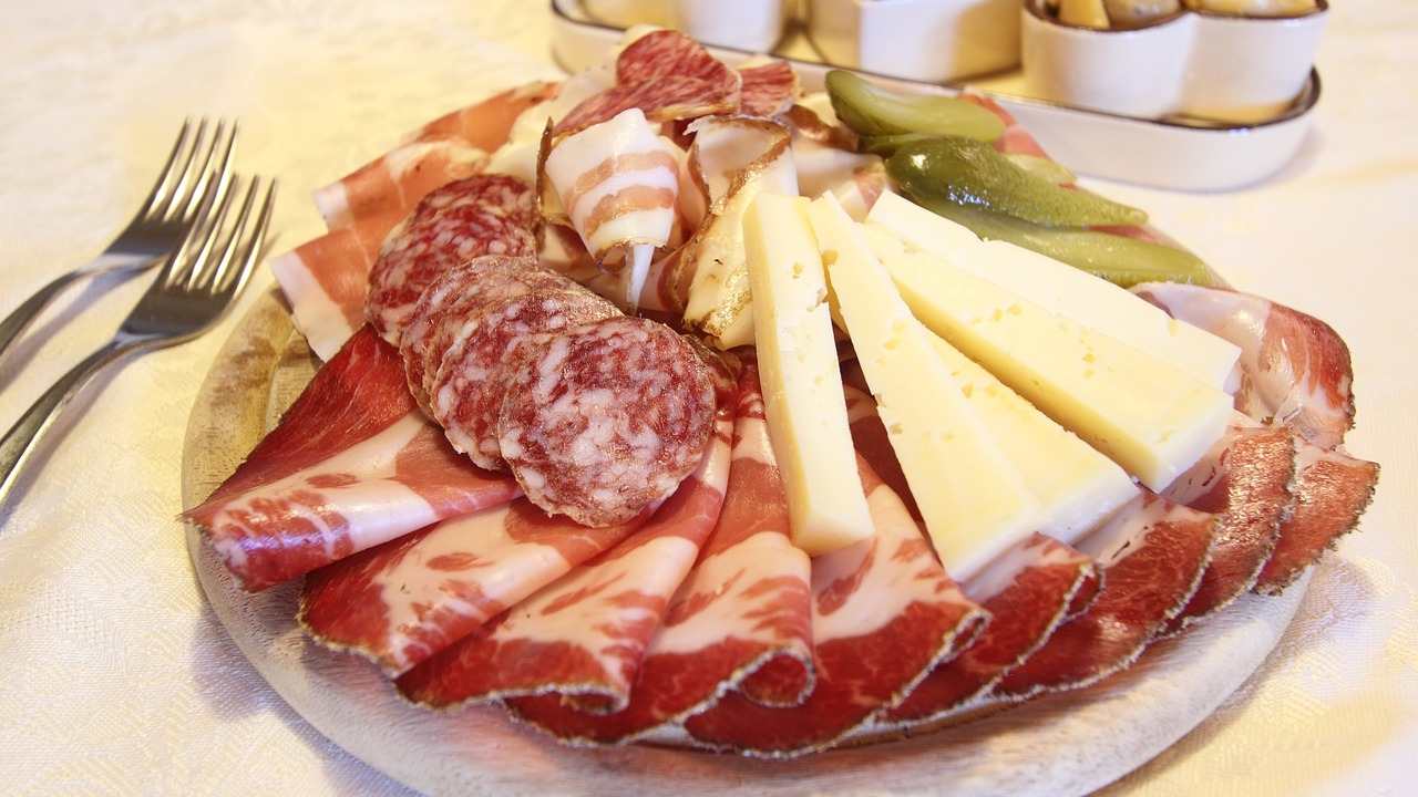 6 regole per un perfetto tagliere di salumi e formaggi