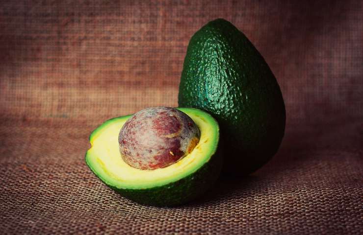 I benefici dell'avocado e le sue applicazioni
