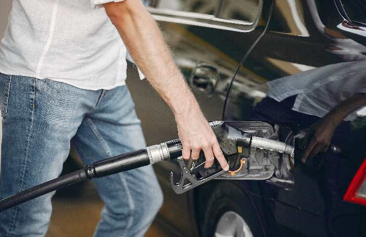 Aumento dei carburanti situazione critica