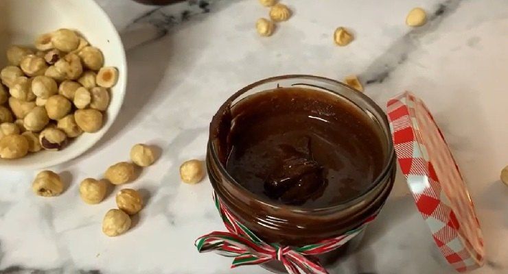 Crema di nocciole light