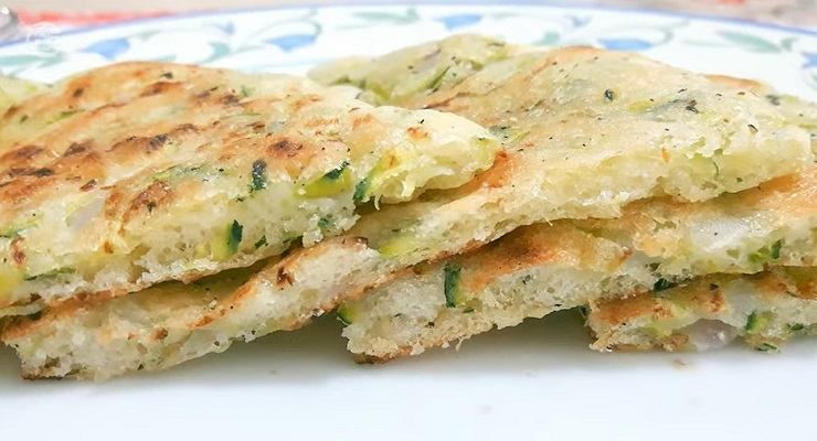 Focaccia di zucchine in padella