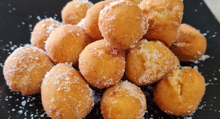 Frittelle di banana veloci e deliziose