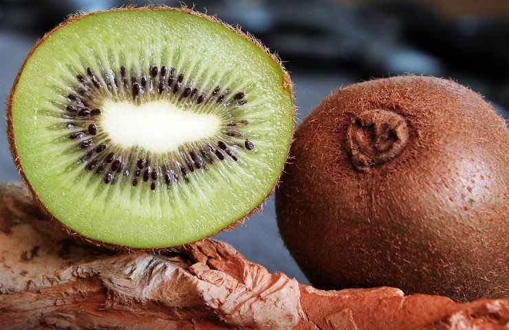 kiwi effetto lassativo