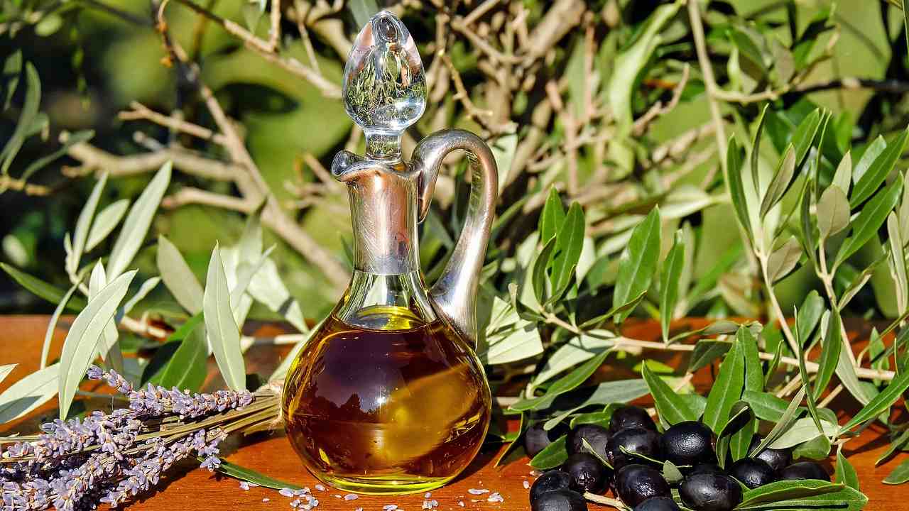 Olio d'oliva benefici