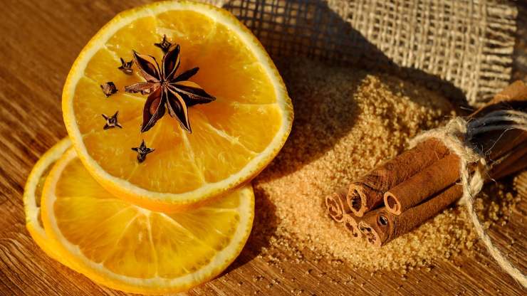 Arancia e cannella vitamine 