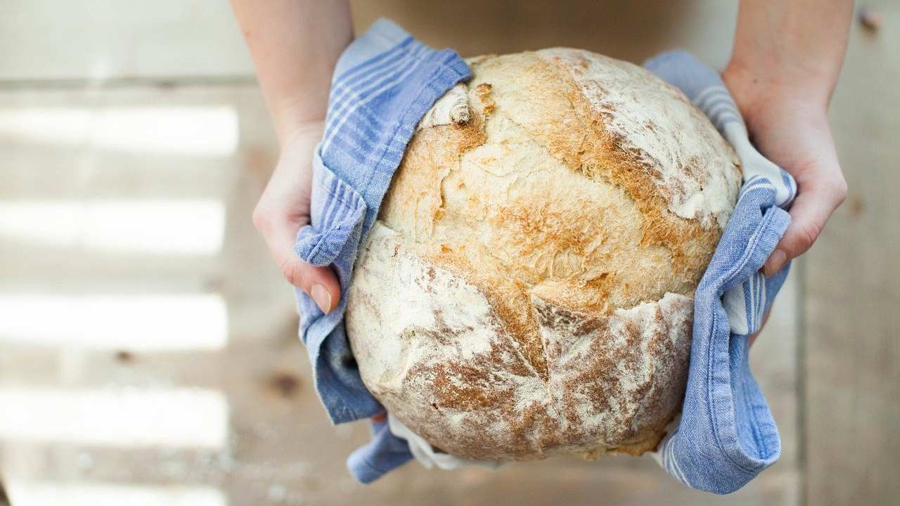 Come evitare che il pane si secchi