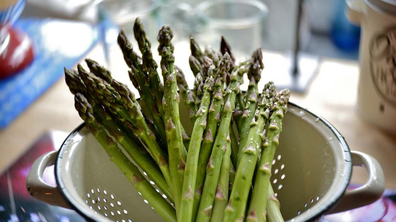 Asparagi burro e parmigiano ricetta