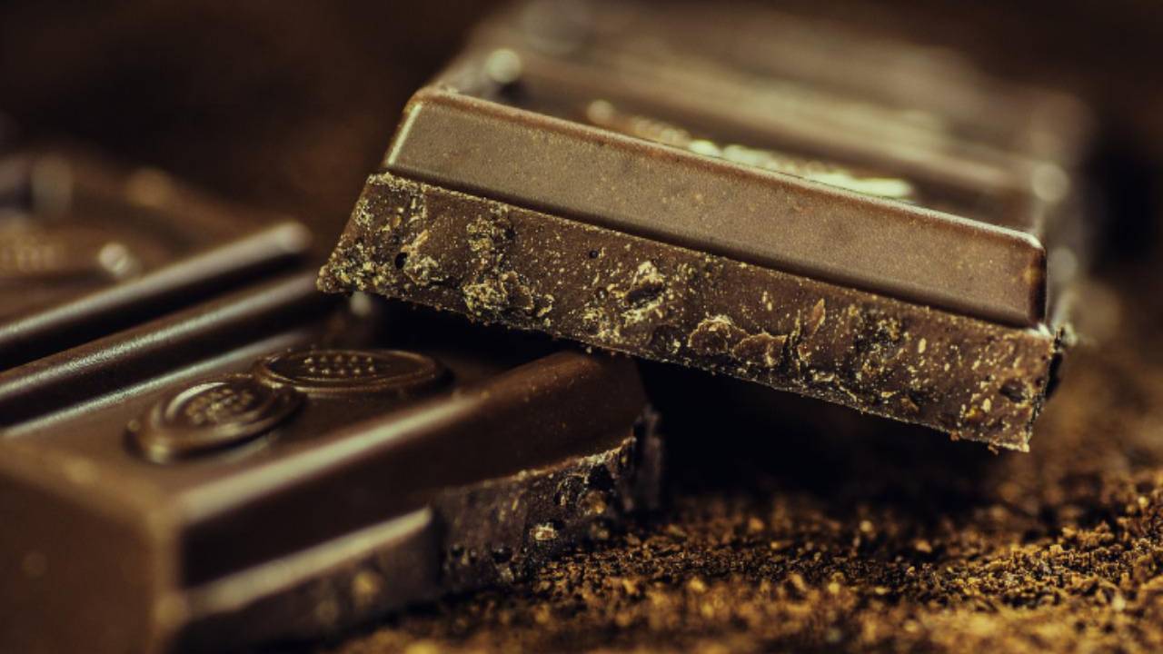 Cioccolato fondente benefici