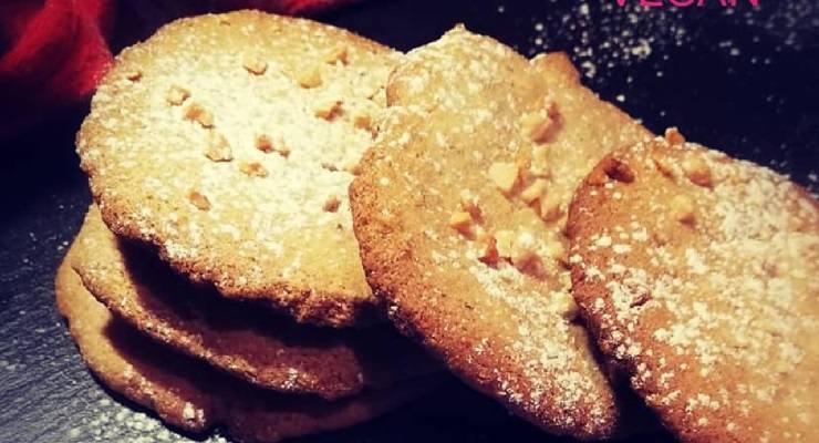 Biscotti con due ingredienti 60 calorie