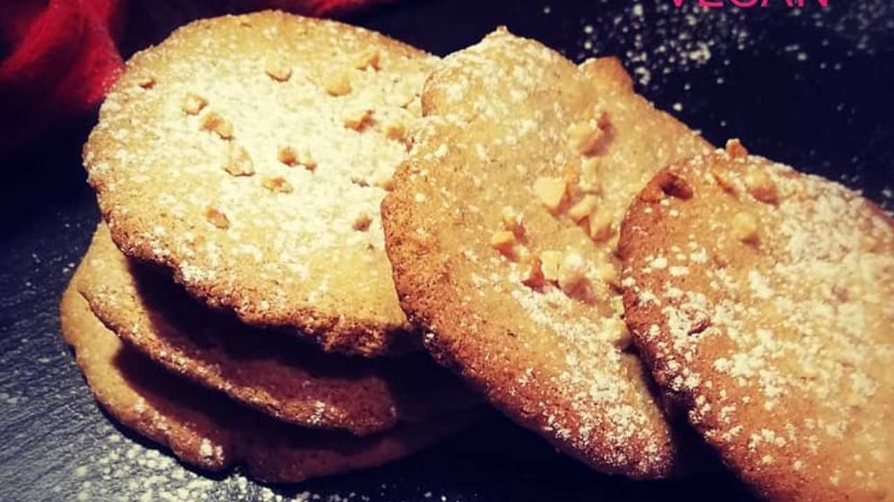 Biscotti con due ingredienti 60 calorie