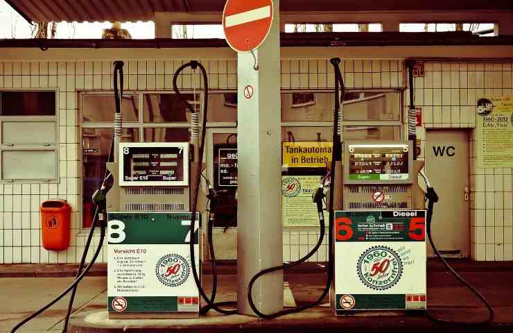 Distributore di benzina