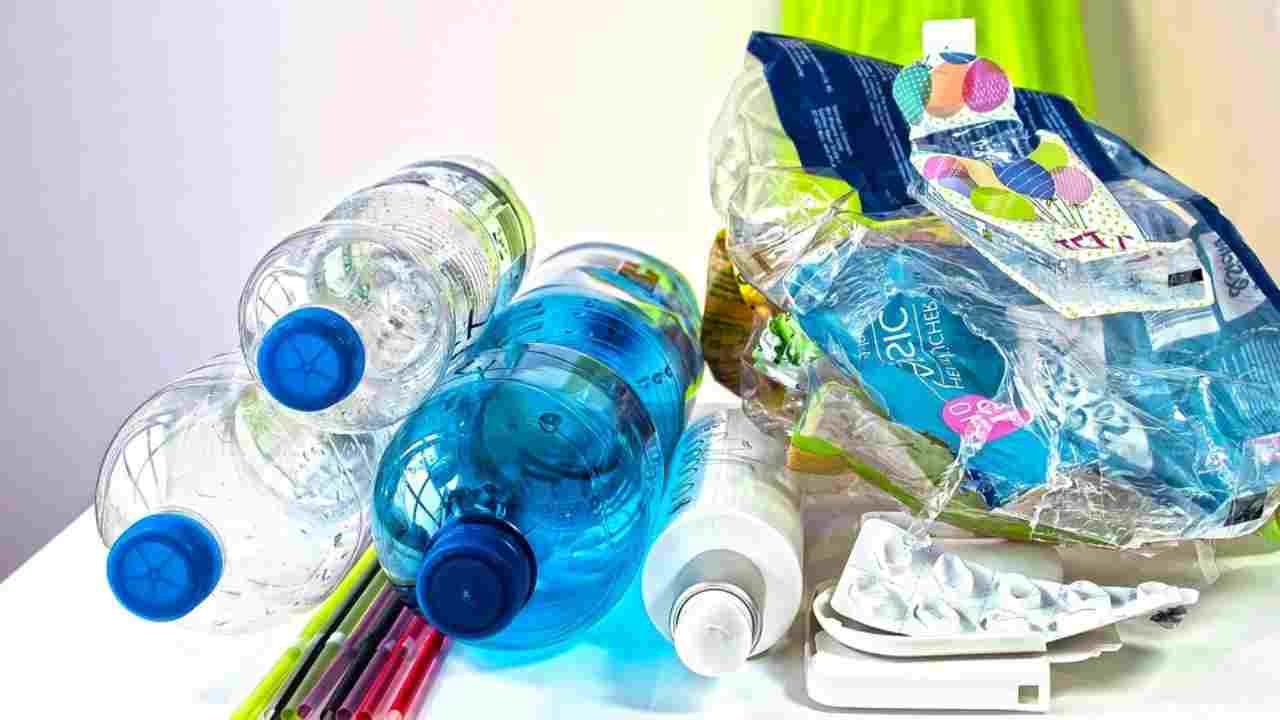 Bottiglie di plastica errori