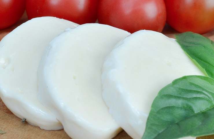 Ricetta mozzarella filante