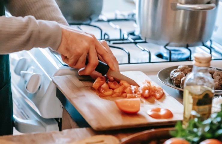 corretta alimentazione rimedi combattere caroprezzi 