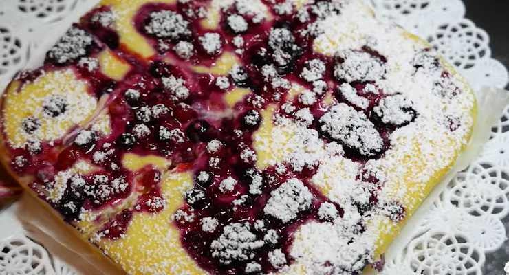 Torta ricotta e frutti di bosco con 160 calorie