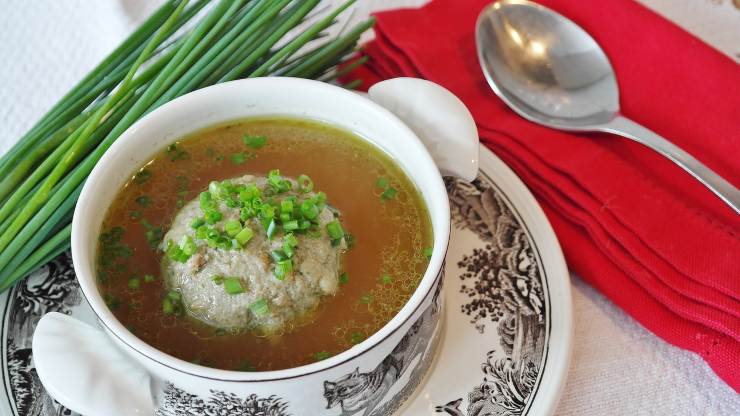 come funziona la dieta del brodo