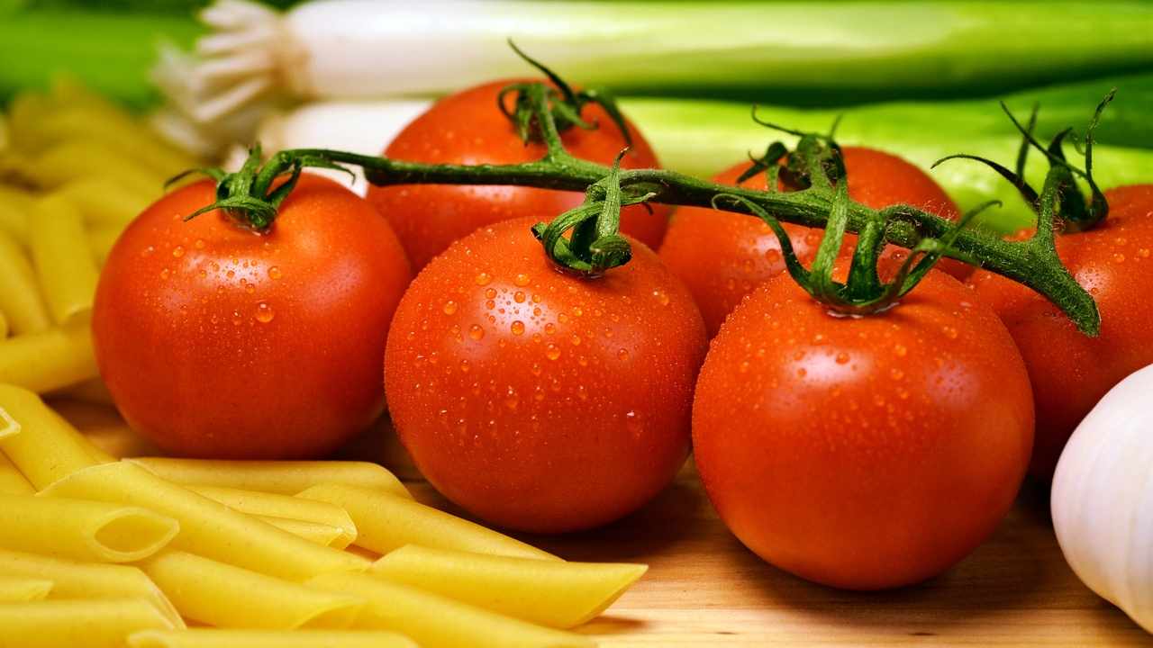 pomodori cotti crudi