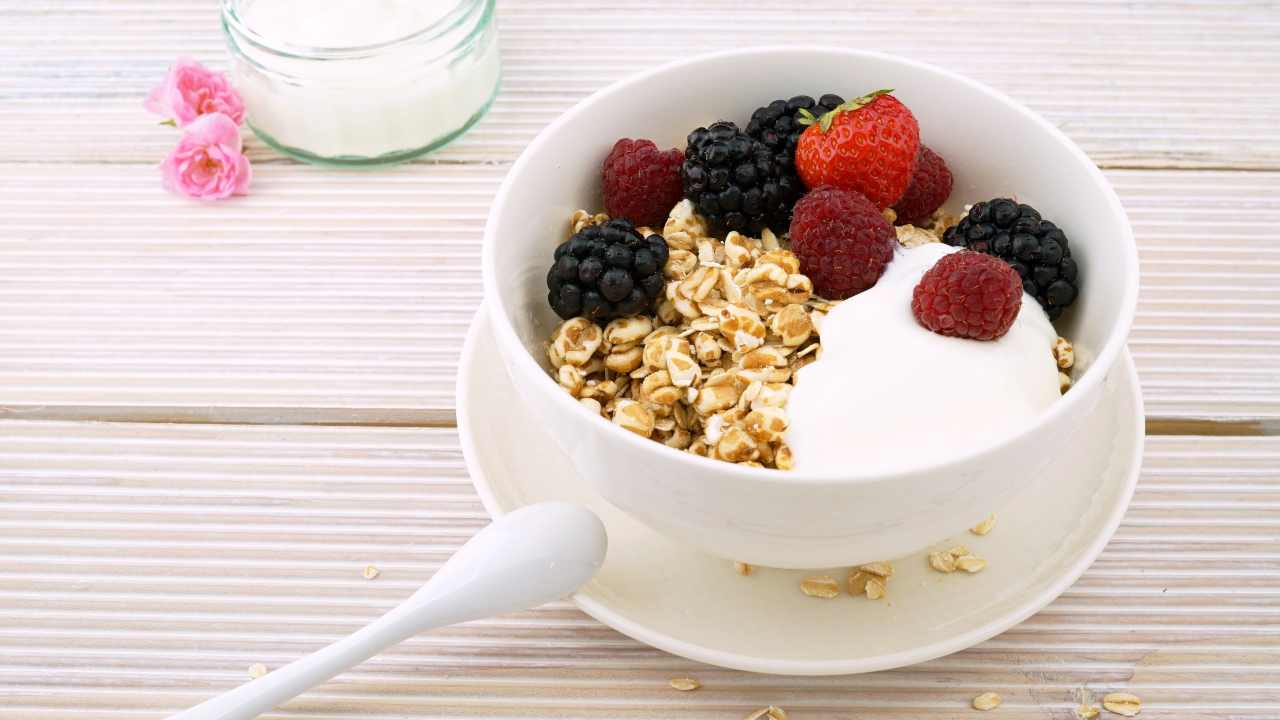 yogurt greco benefici controindicazioni