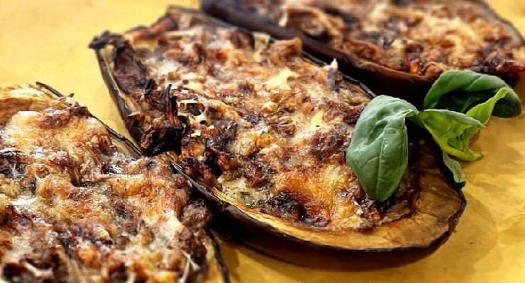 Melanzane ripiene di carne light e veloci