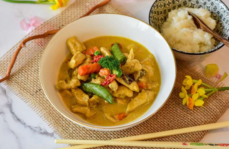 Pollo curry