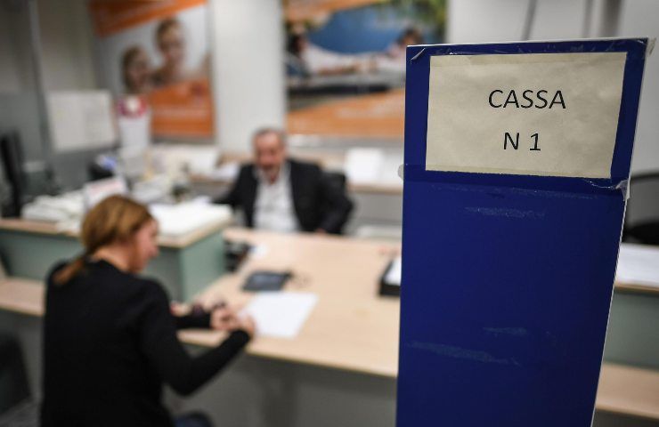 Un consulto in un ufficio in banca