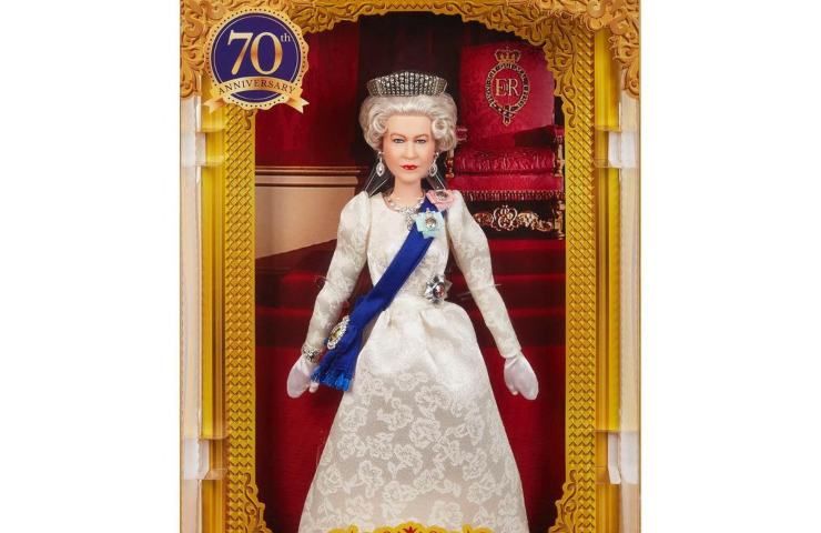 Confezione barbie Elisabetta II