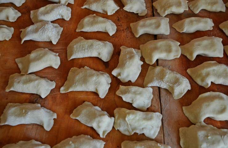 Ravioli con uovo