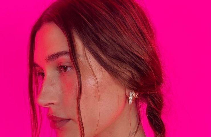 Hailey Bieber trecce