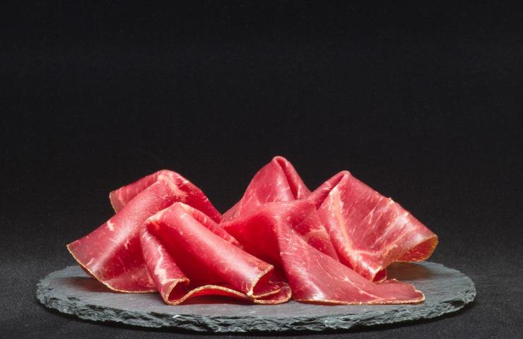 Sliced ​​raw ham