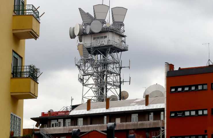 Le antenne Rai in lontananza