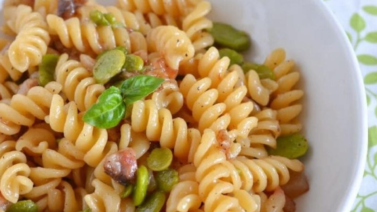 Pasta fave e guanciale saporita