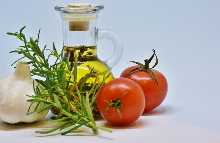 olio d'oliva livelli colesterolo sangue