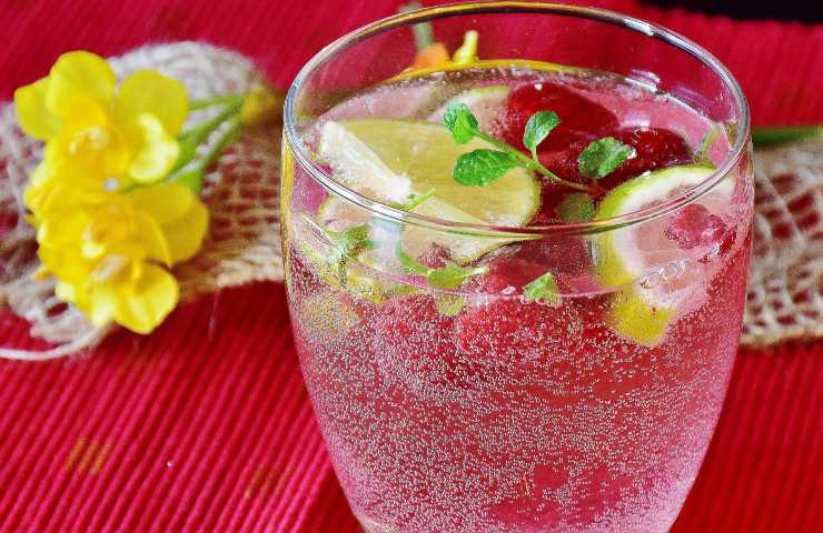 Acqua frizzante