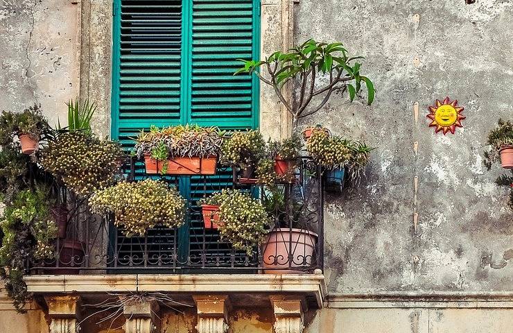 Pulire un balcone 