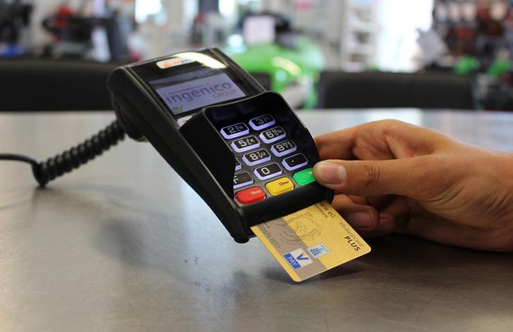 Un pagamento con Pos in atto