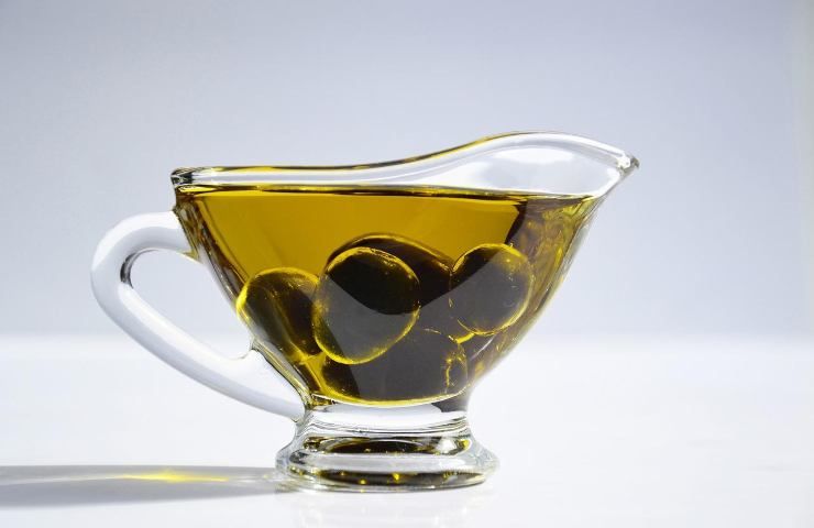 olio d'oliva benefici salute