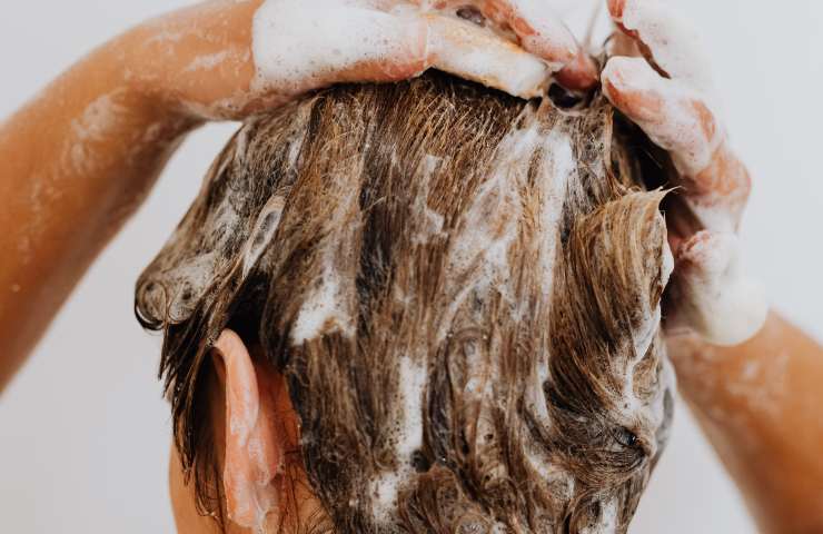 Quante volte lavare i capelli