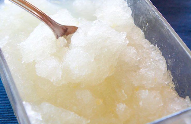 granita al limone