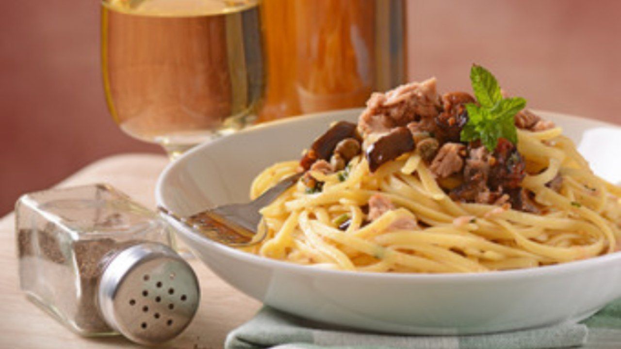 pasta tonno melanzane ricetta