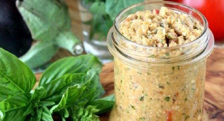 Pesto di melanzane e pomodori