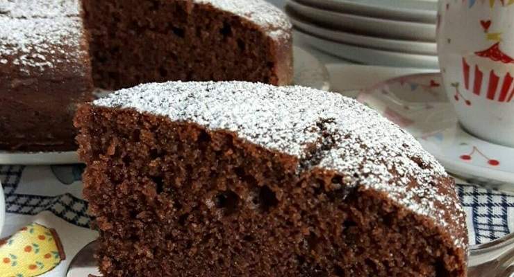 Torta al cacao deliziosa senza forno