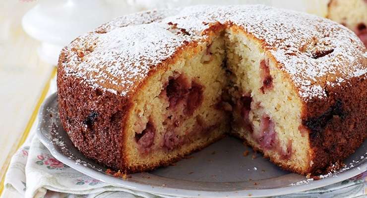 Torta alle ciliegie leggera