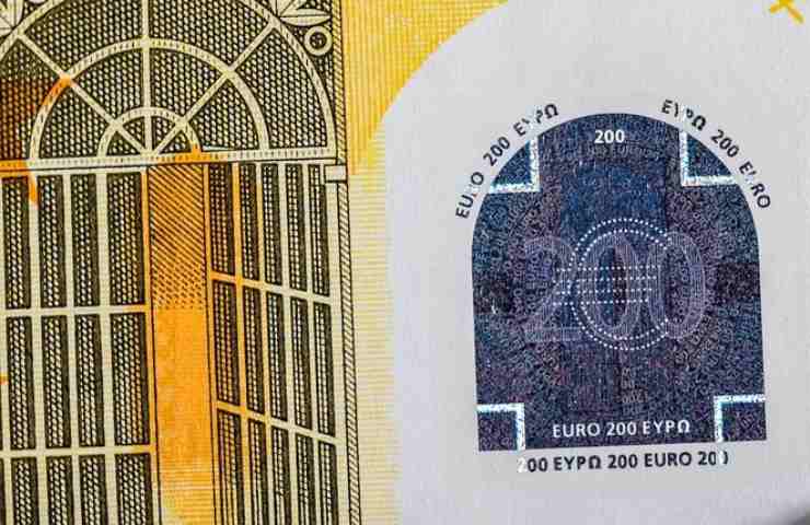 Un dettaglio di una banconota da 200 euro