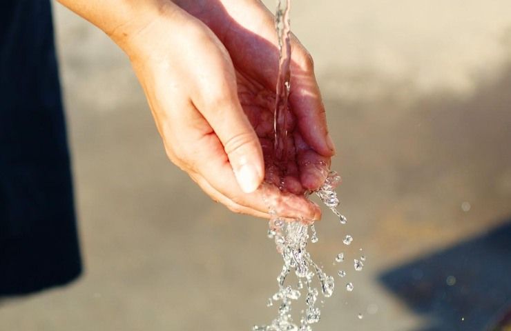 acqua che scorre 