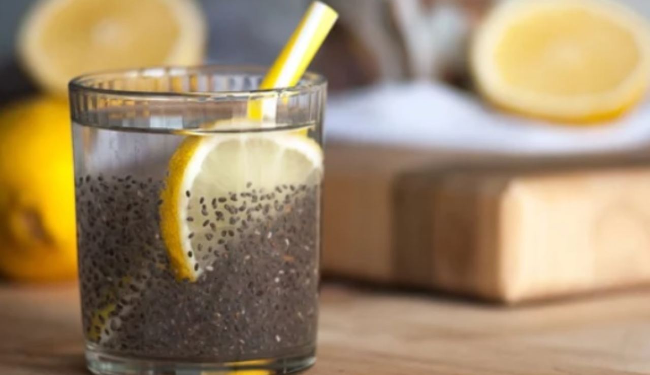 acqua limone semi di chia