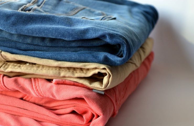 jeans colorati