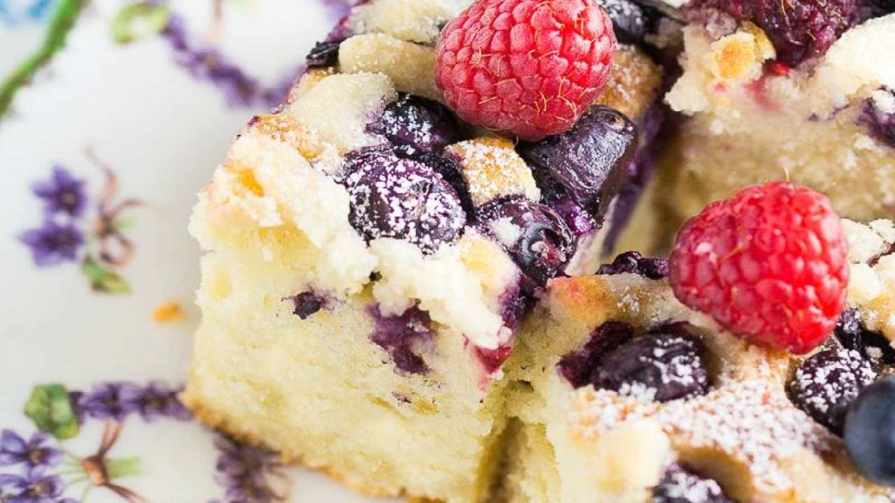 Torta allo yogurt e frutti di bosco 180 calorie