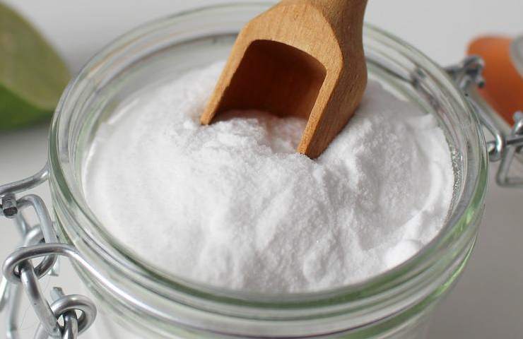 Bicarbonato di sodio come usarlo in frigo