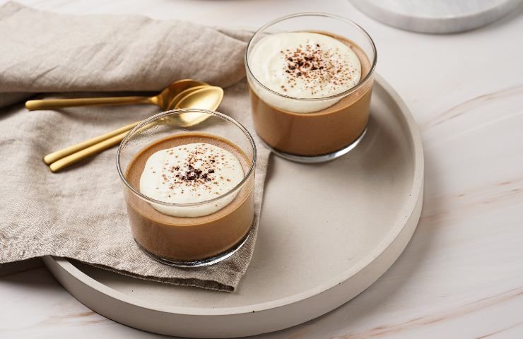 preparazione semifreddo caffè